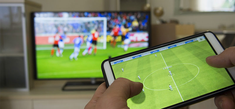 How to Connect an Android Phone to a TV