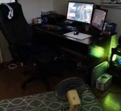 The Top 4 Pieces Of Furniture And Accessories That Every Gamer Needs
