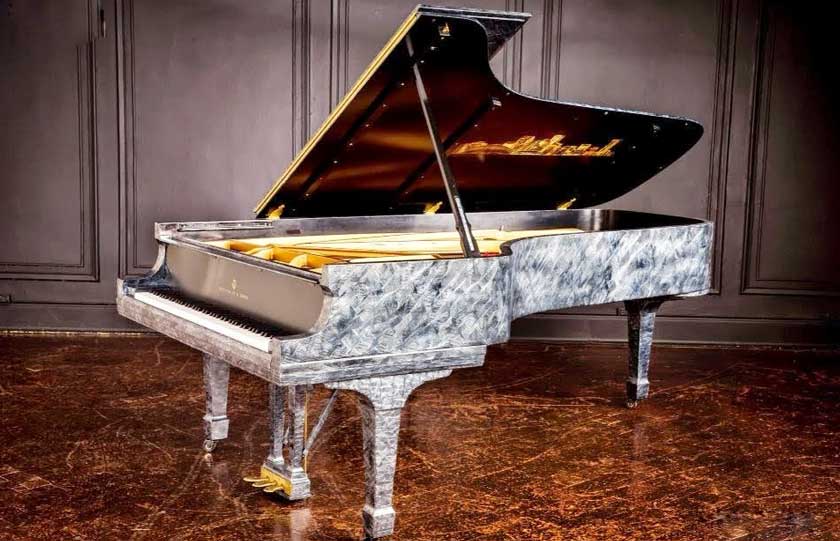 The Harmony of Sounds: The Acoustic Piano