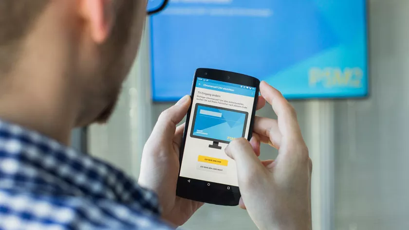 How to Connect Smartphone to the TV