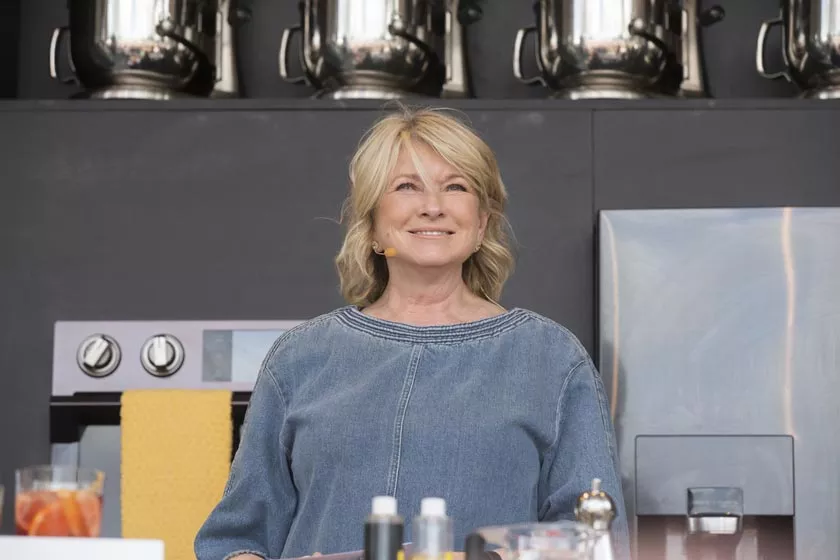 Martha stewart - Don't Use iPhones
