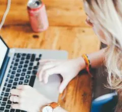 What's the Best Way to Get in Touch with an Online Casino Regarding My Account?