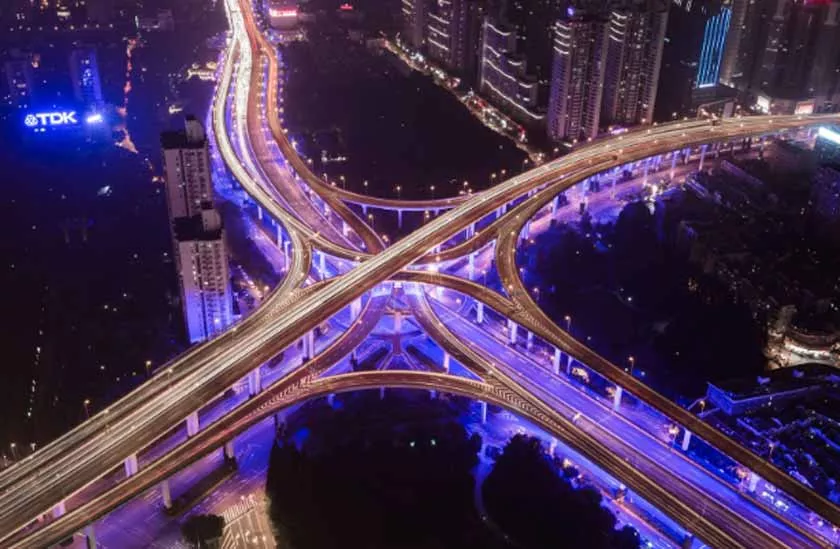 Smart Roads, Smarter Journeys: How Technology Is Changing Highway Systems