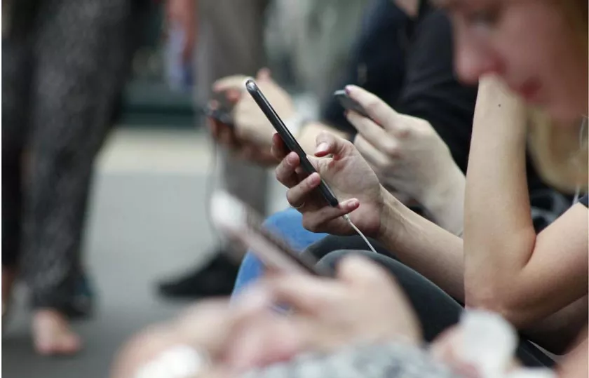 How a Texting Service for Nonprofits Can Transform Mobile Fundraising